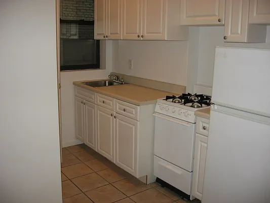 Rented by Prince Real Estate Associates LLC | media 27