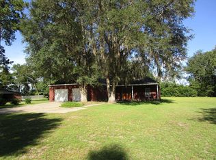 714 Altamaha Rd, Jesup, GA 31545