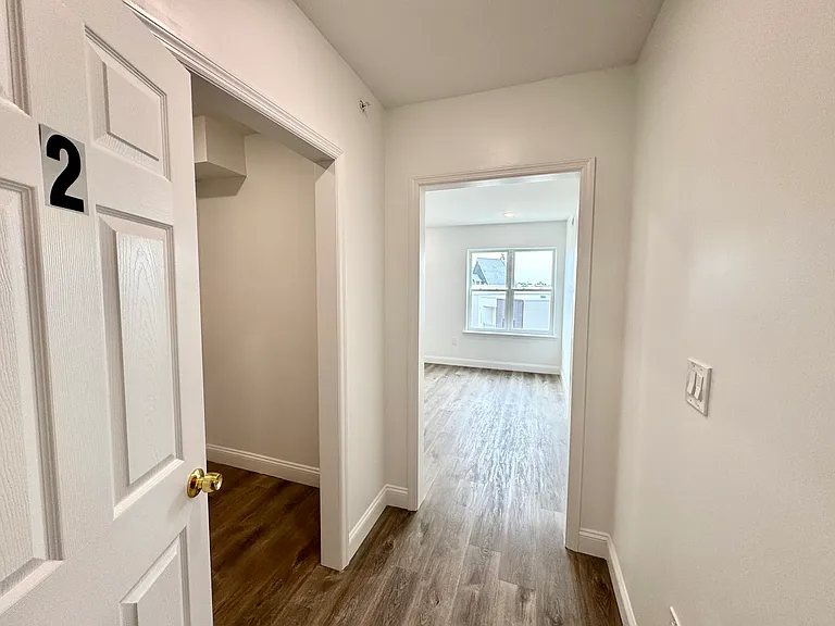 4077 Lancaster Ave #311-R — Photo 21