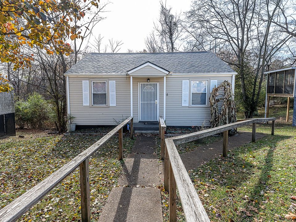 1st image of 58 Chestnut Dr
