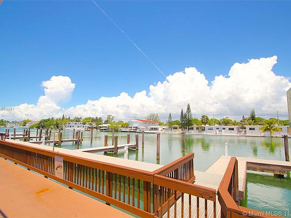 3rd image of 7950 Tatum Waterway Dr #15