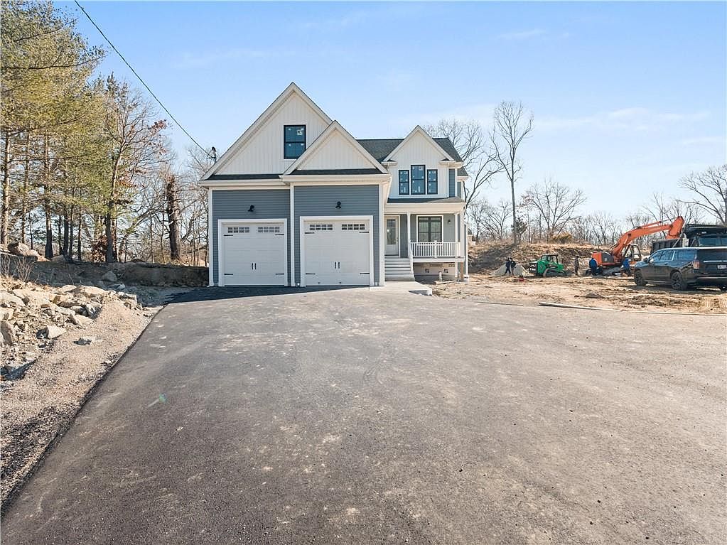 4 Woodward Rd, Lincoln, RI 02865 MLS 1329758 Zillow