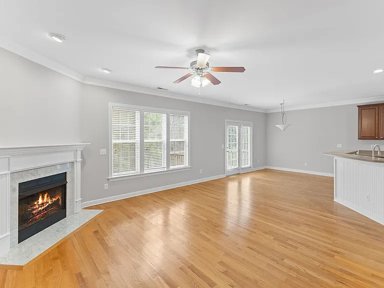 713 Magnolia Forest Ct — Photo 7
