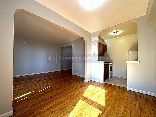 Rented by Sovereign Associates | media 15