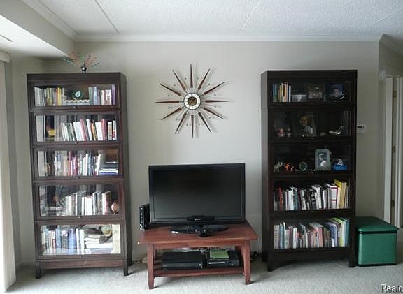 2nd image of 3514 Country Club Dr