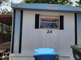 2100 W Mason Ave TRAILER 24, York, PA 17404