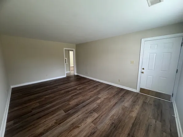 101 Beverly Ave, Hendersonville, NC 28792