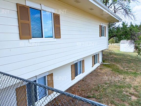 3rd image of 4411D E Bighorn Dr