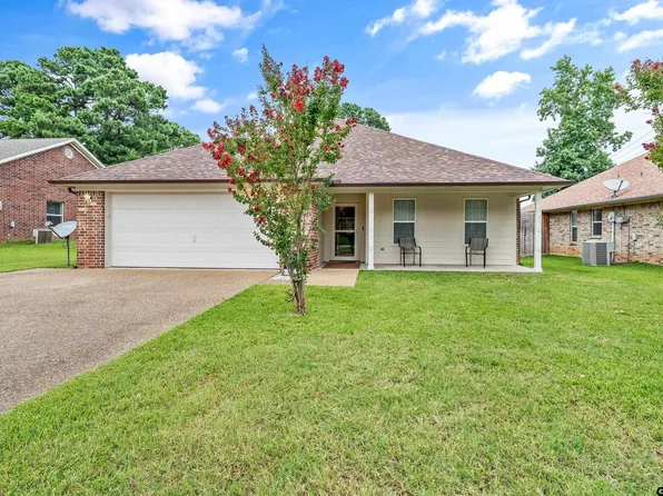 518 Neches Dr, Chandler, TX 75758