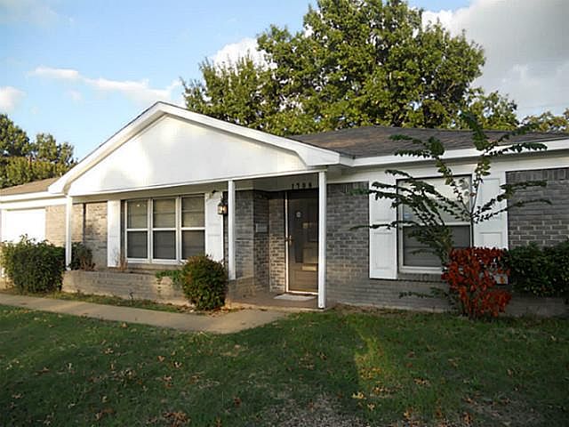 1st image of 1708 N Irving Heights Dr