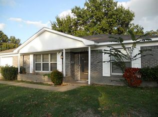 1708 N Irving Heights Dr, Irving, TX 75061