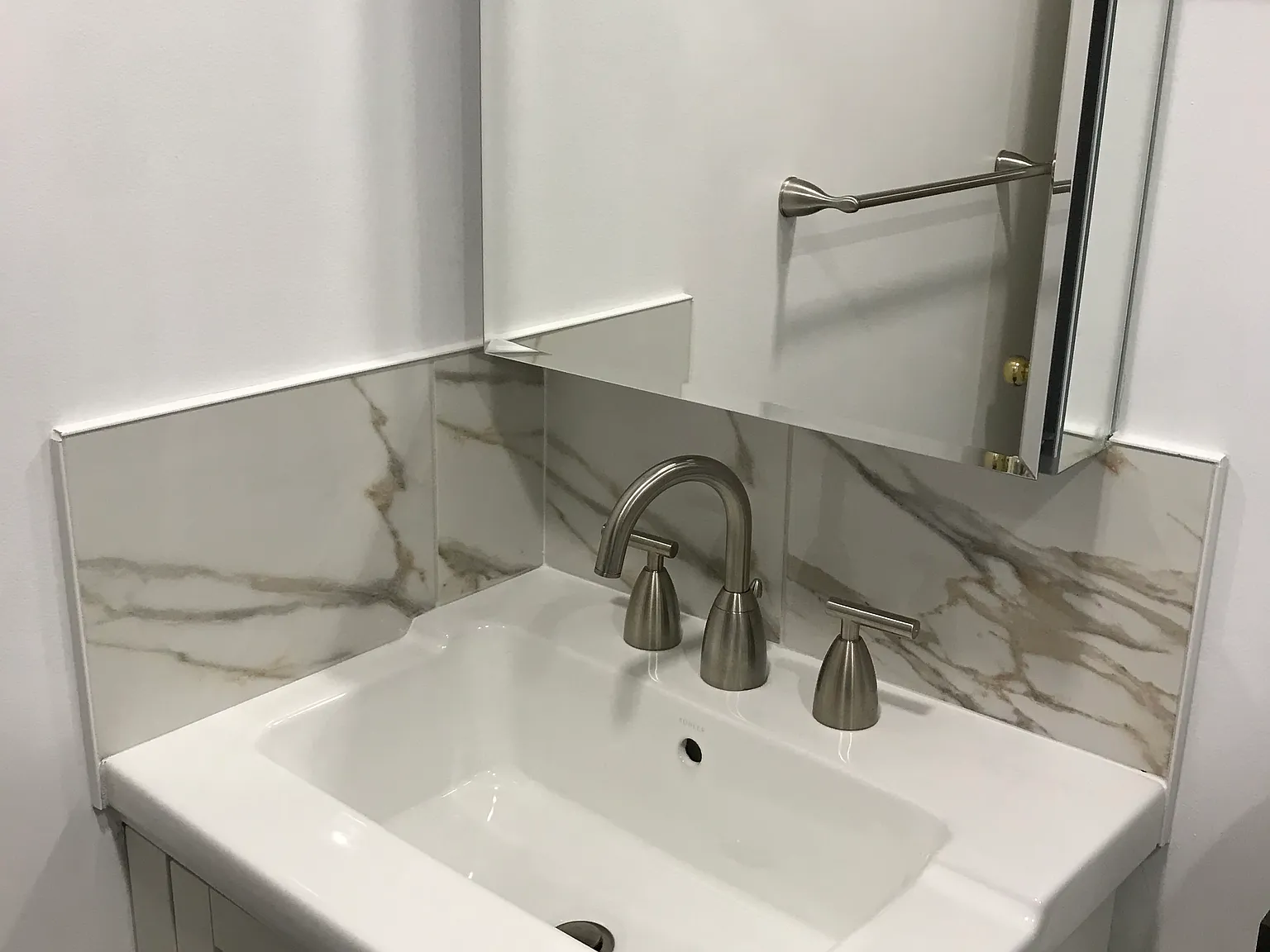 2 bed, 907 sqft, $2,500 — Photo 4