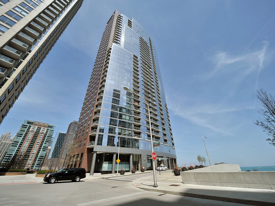 1st image of 450 E Waterside Dr #2005