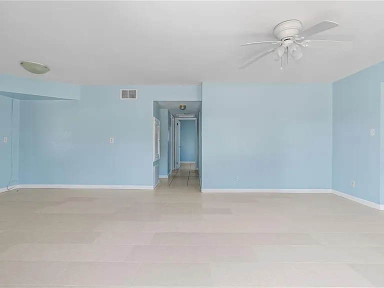 3711 W Leila Ave — Photo 4