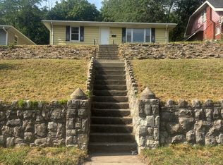 1501 Pacific St, Saint Joseph, MO 64503