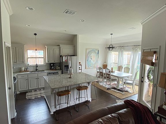 5th image of 15032 Canyon Hill Dr