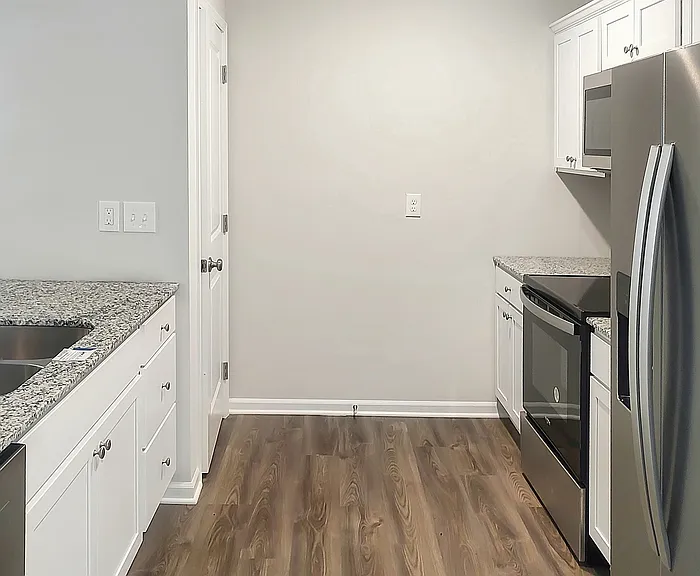 4030 Highland Ave — Photo 5