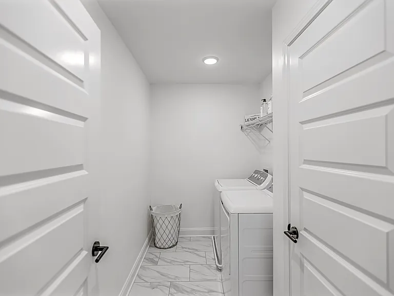 Amber Vista — Photo 27