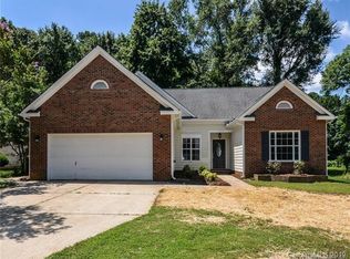 11212 Turmeric Ct, Charlotte, NC 28215