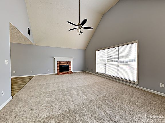 3rd image of 135 Stoney Brook Way