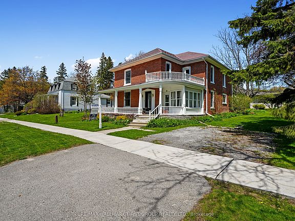 2nd image of 54 Toronto St