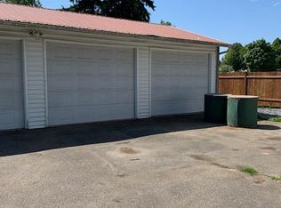 3054 S 150th St, Seatac, WA 98188