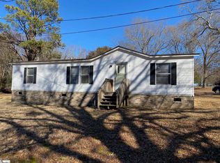 4 Cherokee St, Laurens, SC 29360