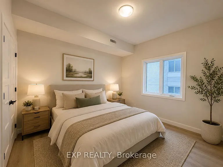 1089 Notre Dame St #3 — Photo 15