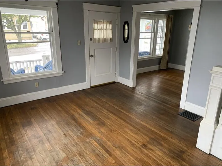 117 E Friendship St — Photo 19