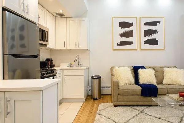 Rented by Finest Furnished LLC | media 12