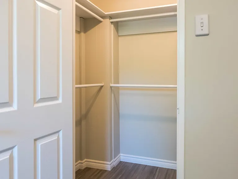 27 Terry Fox Pl — Photo 15
