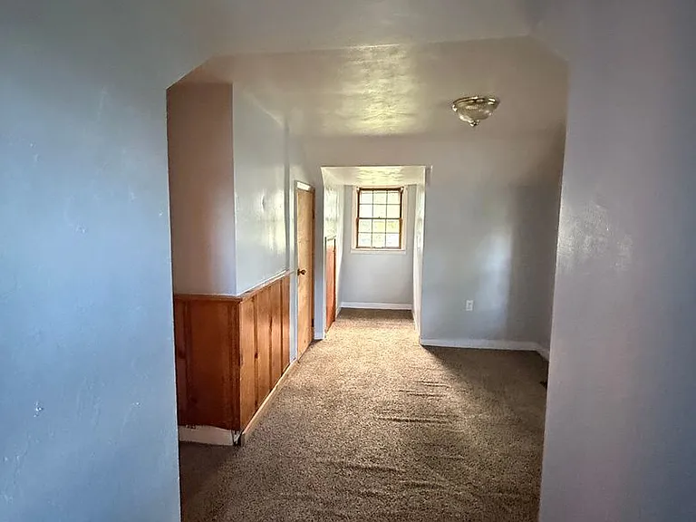 4632 Genesee Ave — Photo 10