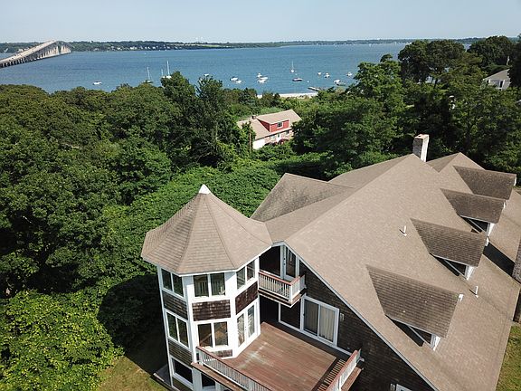 3rd image of 212 Fleetwood Dr