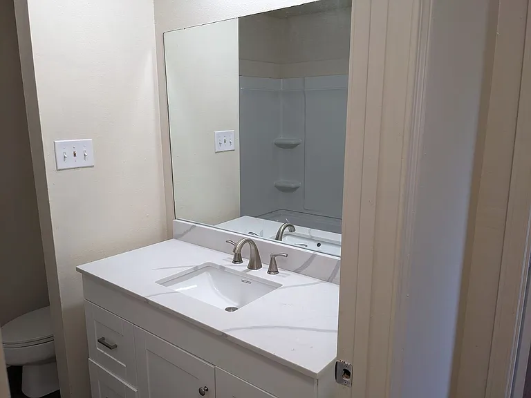 8316 Innovation Park Dr — Photo 20
