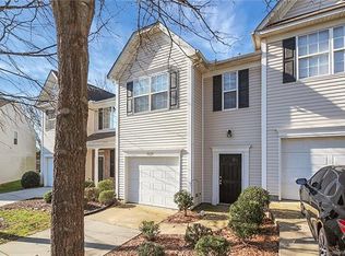 2138 Winthrop Chase Dr #1, Charlotte, NC 28212