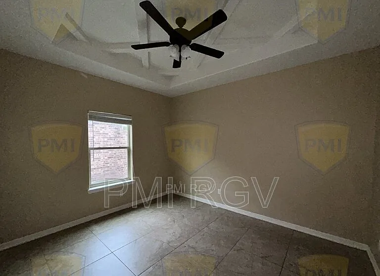 2601 E Garfield Ave #4 — Photo 6