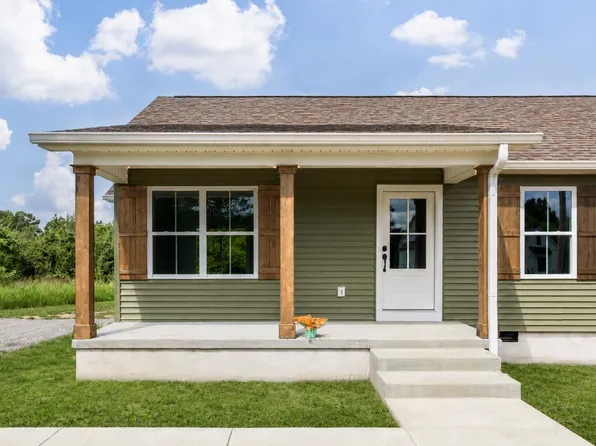 291 Oakmere Ln, Lafayette, TN 37083