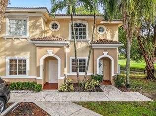 Tropical Landings, Hialeah, FL 33015