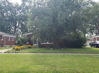 8855 Henry Ruff Rd, Livonia, MI 48150