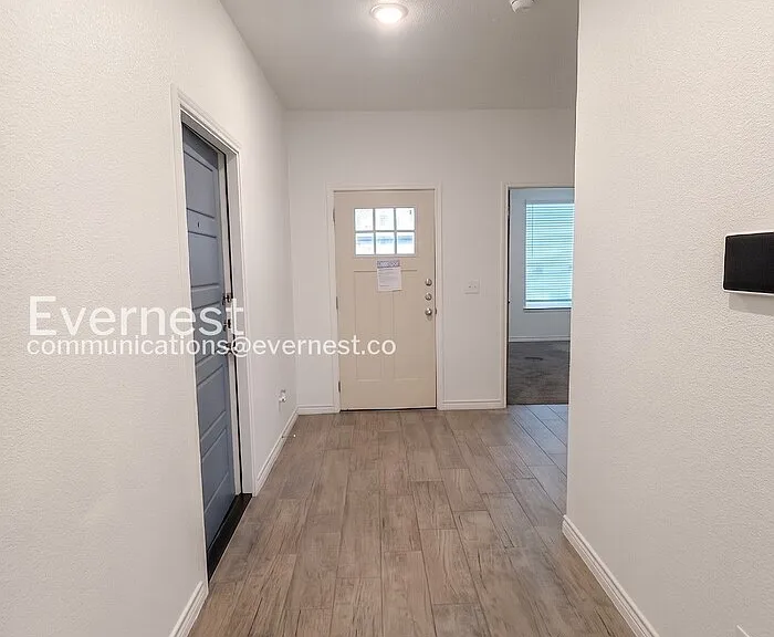 621 Old Glory Rd — Photo 4