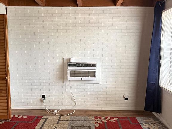 5th image of 212 Orchard Dr #B