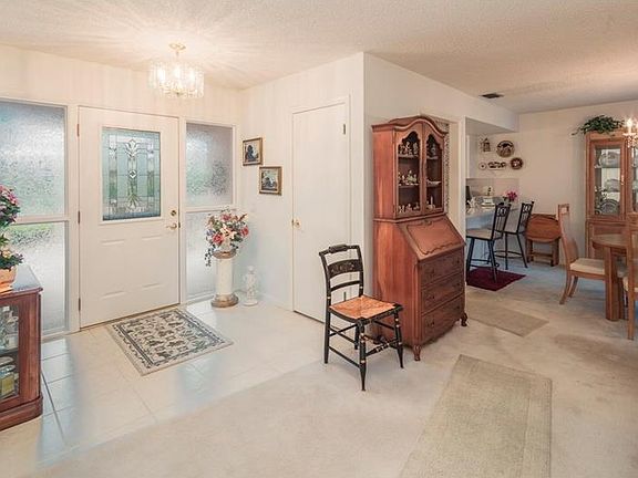 4th image of 430 Gleneagles Ct