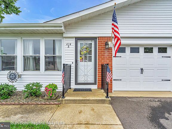 2nd image of 414 Highland Dr #A