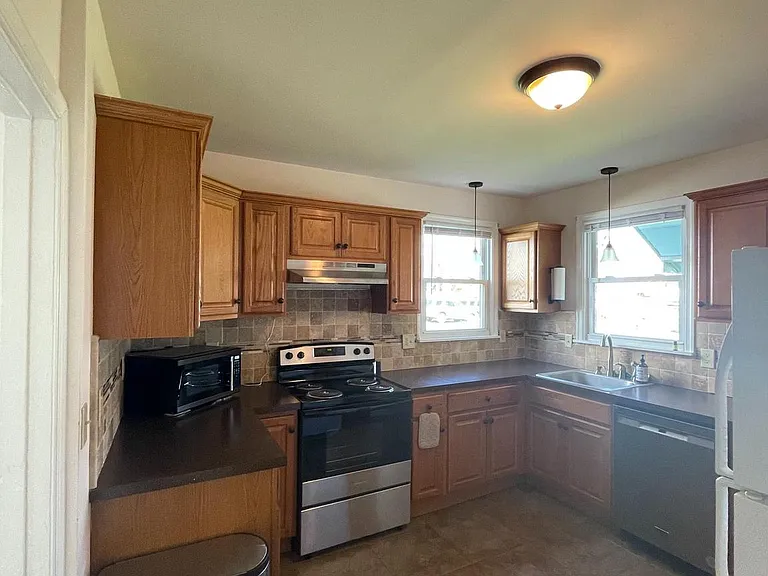 127 Edgehill Ave #5 — Photo 7