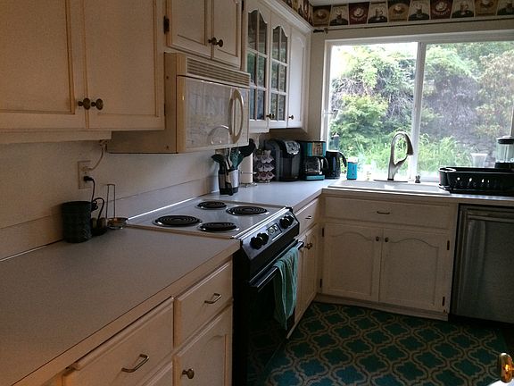 4th image of 16091 SW Dewberry Ln