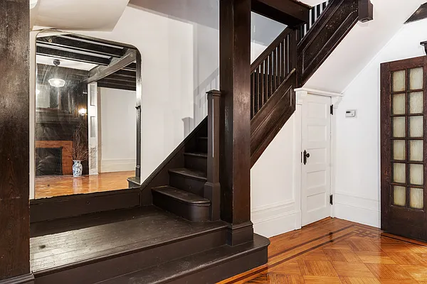 Rented by Compass | media 27