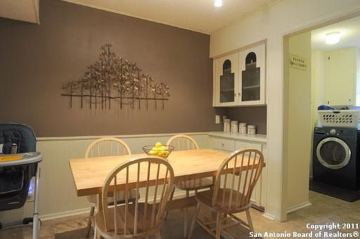 5th image of 2703 Oak Bluff St