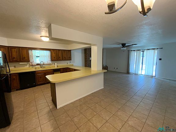 4th image of 3002 Belmont Dr