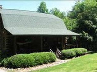 2365 Horseshoe Bend Rd, Hickory, NC 28601