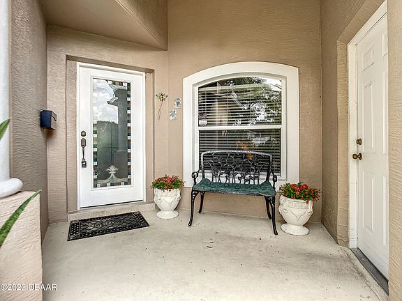 5th image of 796 Sterling Chase Dr